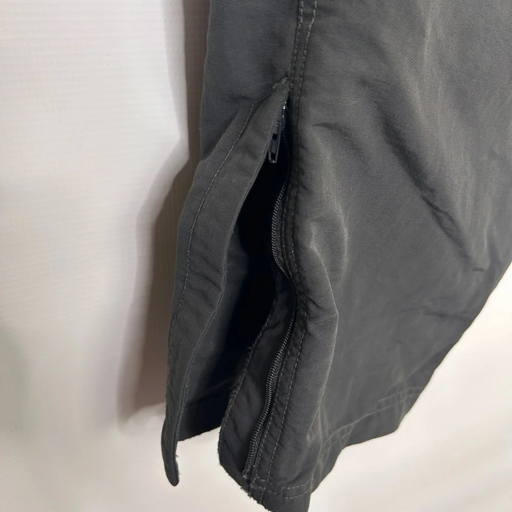 The North Face Mens Zip Off Pants Shorts XXL Gray Cargo Pockets with Belt